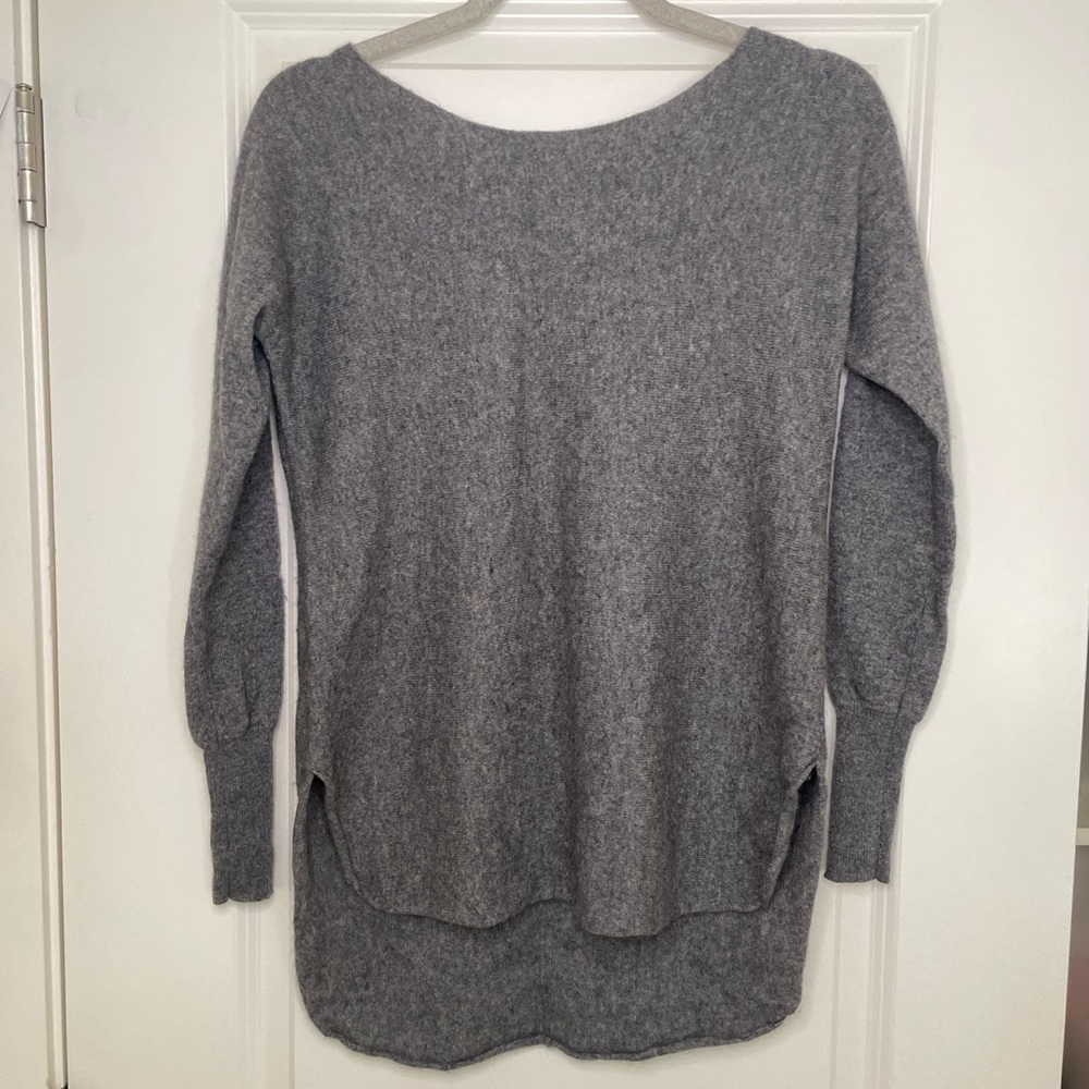 Woman’s cashmere long sleeve shirt from Halogen